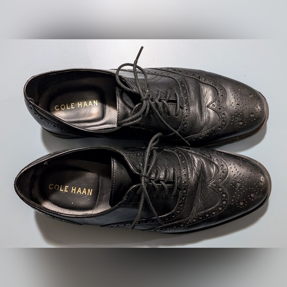Cole Haan men's black oxford wingtip, 8.5 - Picture 2 of 6